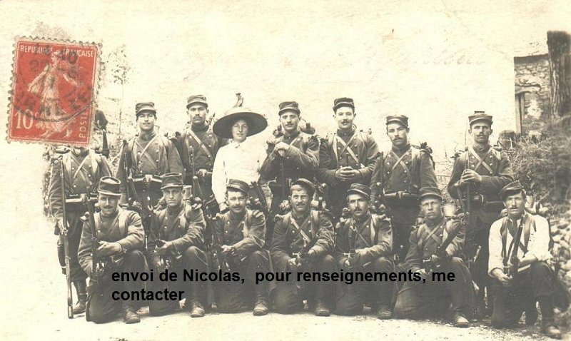 regiment100 7.jpg - Photo N° 7 : Photo de groupe de soldats du 100e régiment d'infanterie - 1914 1918 - Aucune info.