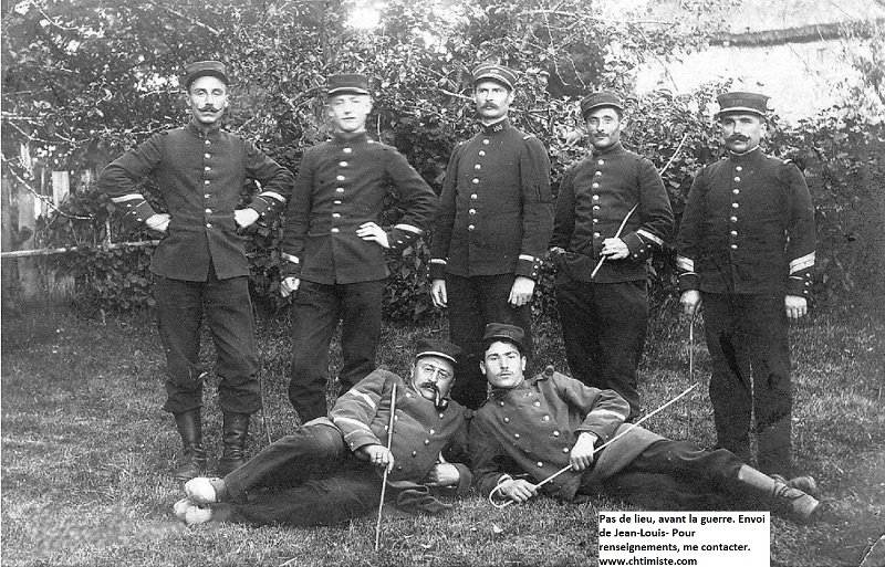 regiment105 23.JPG - Photo N° 23 : Eugène BLANC et Victor FOUROT se trouvve sur cette photo; Mais où ?