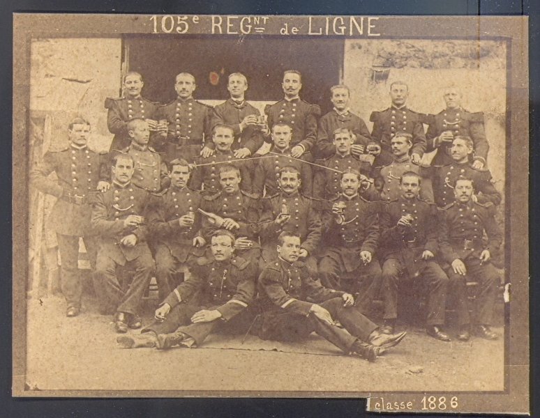 regiment105 45.jpg - Photo N° 45 : 105ème régiment d'infanterie - Classe 1886