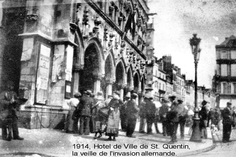 Saint Quentin 2.jpg - 62 : Hôtel de ville de Saint-Quentin - 1914