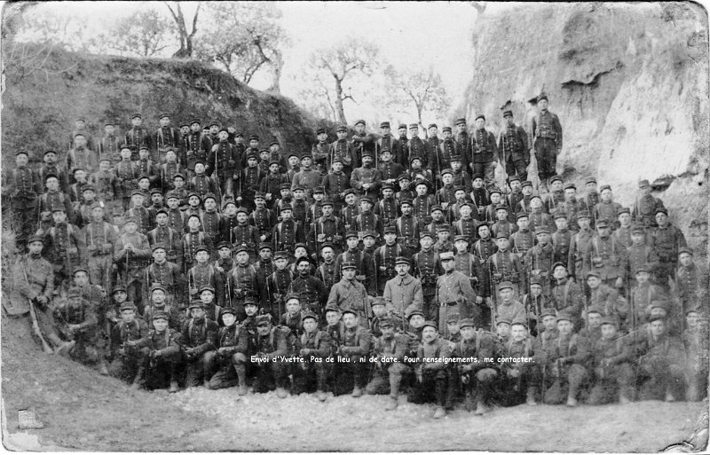regiment17 9.jpeg - Photo N° 9 : Cette photo est prise dans le secteur de Nyons, commune faisant partie du camp d'instruction de Valréas. C'est le même lieu que la photo