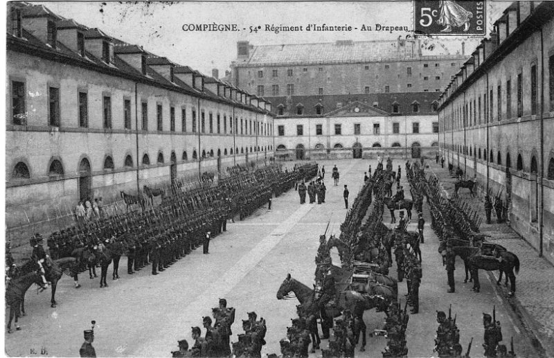 regiment54 0.jpeg - Compiègne - La caserne du 54e régiment d'infanterie