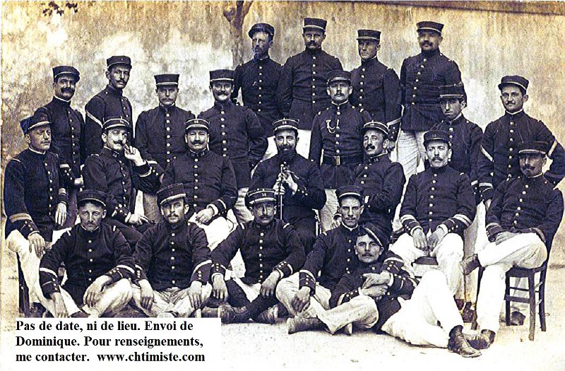 regiment58 4.jpg - Photo N° 4 : Groupe de sous-officiers.