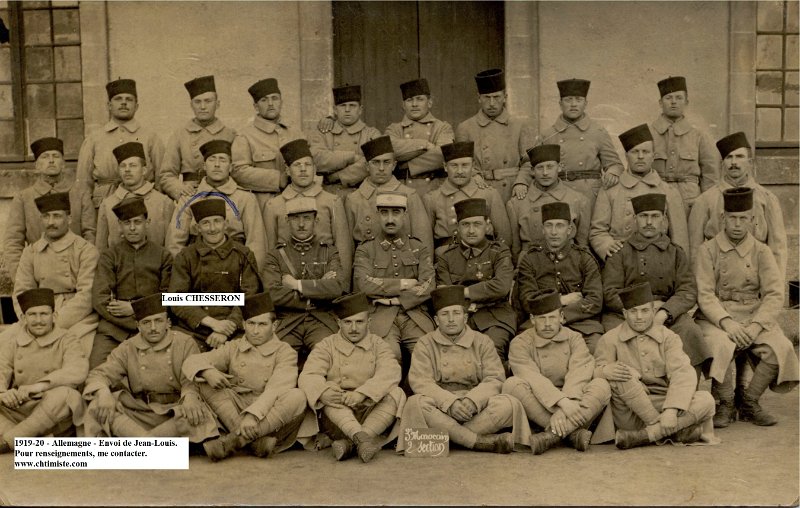 tirailleursmarocains4 7.jpg - Photo N° 7 : Louis CHESSERON, classe 1918, incorporé le 3 mai 1917 de Terves (Deux Sèvres), libéré en juin 1920. 77e, puis 135e et 86e régiments d'infanterie. En juillet 1919, il passe au 2e tirailleurs (algériens? marocains? mélange des 2 ?). Plusieurs soldats portent le N°2 et d'autres le N° 3. La fiche matriculaire indique " 2e tirailleurs ".