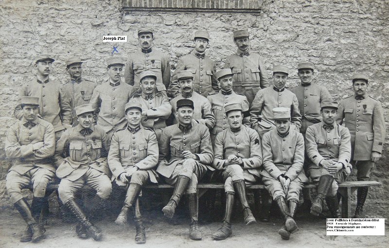 regimentartillerielourde108 2.JPG - Photo N° 2 : École d'officiers à Fontainebleau début 1918. Joseph PIAT était au 101e régiment d'artillerie lourde. On distingue d'autres régiments d'artillerie lourde.