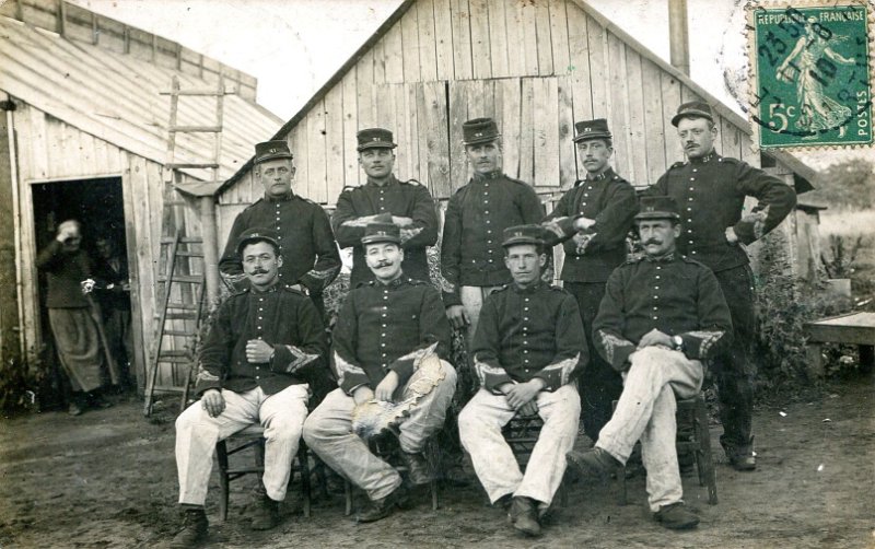 regimentartillerie31 13.jpg - Photo N° 13 : 1910 - Hommes du 31e régiment d'artillerie de campagne