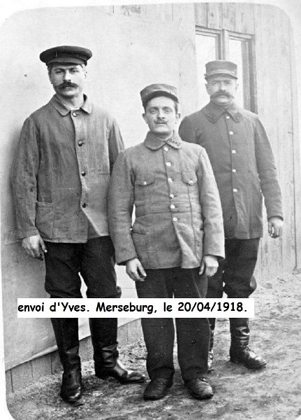 Merseburg4.jpg - Photo N° 4 : François NESPOULOUS se trouve sur la photo. Prisonnier le 13 nov. 1914 à Wytschaete (Belgique) et interné à Salzwedel puis à Merselburg (Saxe), il était du 343e RI.