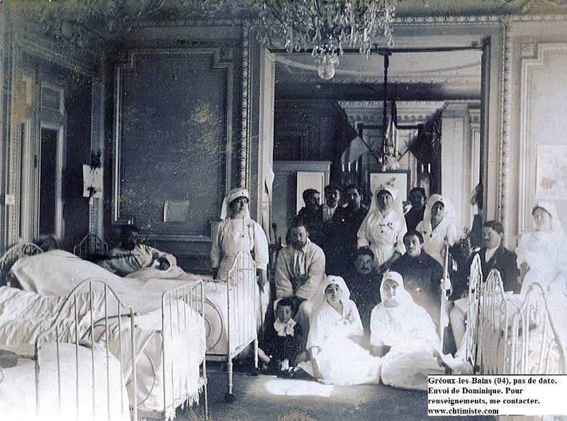 Greoux3.jpg - Photo N° 3 : Hôpital militaire de Gréoux-les-Bains (04)