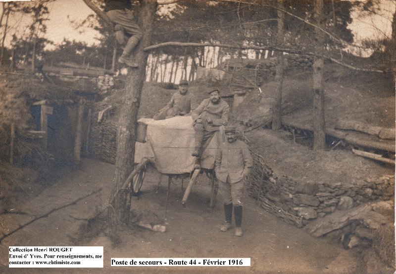 13.jpg - 13 : Collection d'Henri ROUGET du 204e régiment d'infanterie - Poste de secours - Route 44 - Février 1916