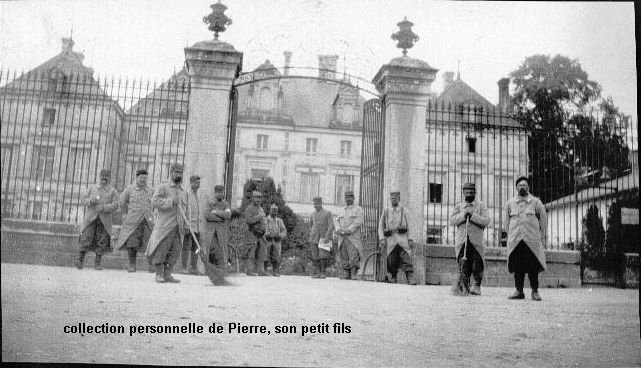 20- Chateau -14-06-1915.jpg - Photo GARNIER N° 21 : Château -14-06-1915